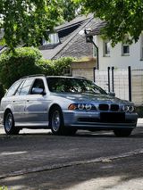 BMW 530d A Touring / 2. Hand / AHK / Bluetooth / TÜV - BMW 530 aus 2001: D