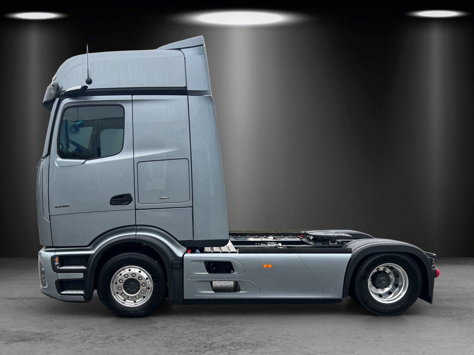 Fahrzeugabbildung Mercedes-Benz Actros 1848 LS 4x2 G291 ADA3 ABA6 SideGuard2