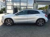 Mercedes-Benz GLA 180 AMG-Line*1.-HD*NIGHT*NAVI*LED*CAM*KEYLES - Mercedes-Benz GLA 180 aus 2017