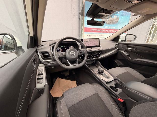 Fahrzeugabbildung Nissan Qashqai 1.3 DIG-T Xtronic N-Connecta*Winterpaket