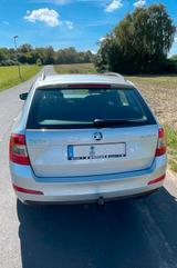 Skoda Octavia 1.4TSI Greentec Eleg. Com. mit Gutachten - Skoda Octavia Gebrauchtwagen in Frankfurt