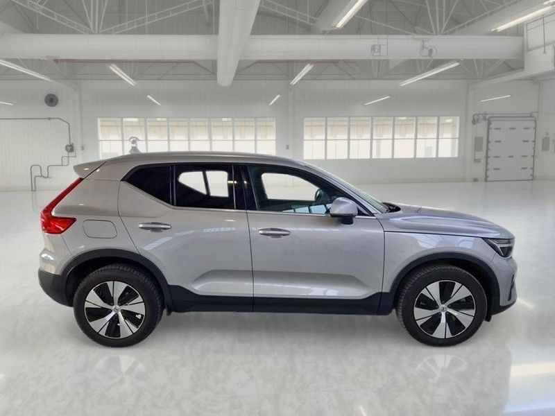 Volvo VOLVO XC40 T4 RECHARGE PLUG-IN AUTO CORE SUV imagem 3