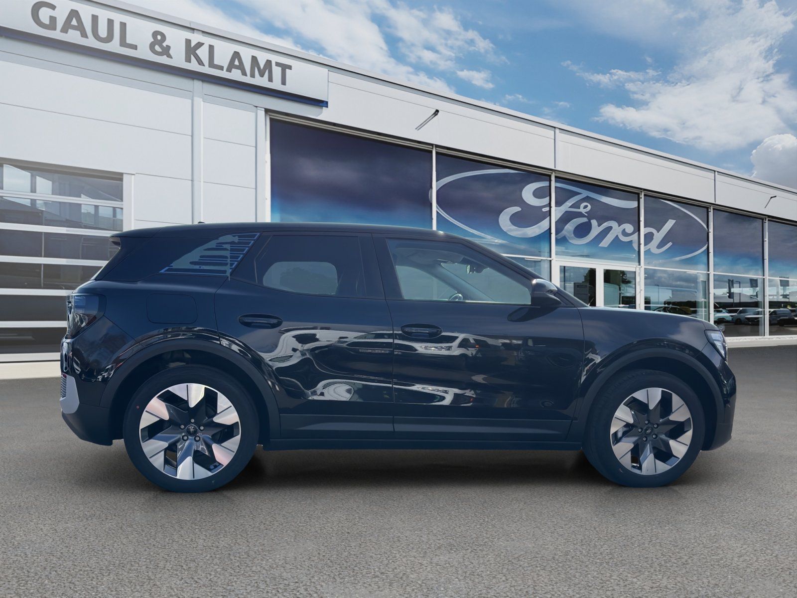 Fahrzeugabbildung Ford Explorer eMotor Premium RWD