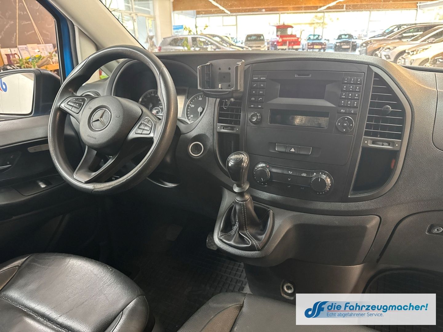 Fahrzeugabbildung Mercedes-Benz Vito Kasten111 CDI Lang SHZ Temp PDCv+h Leder Be
