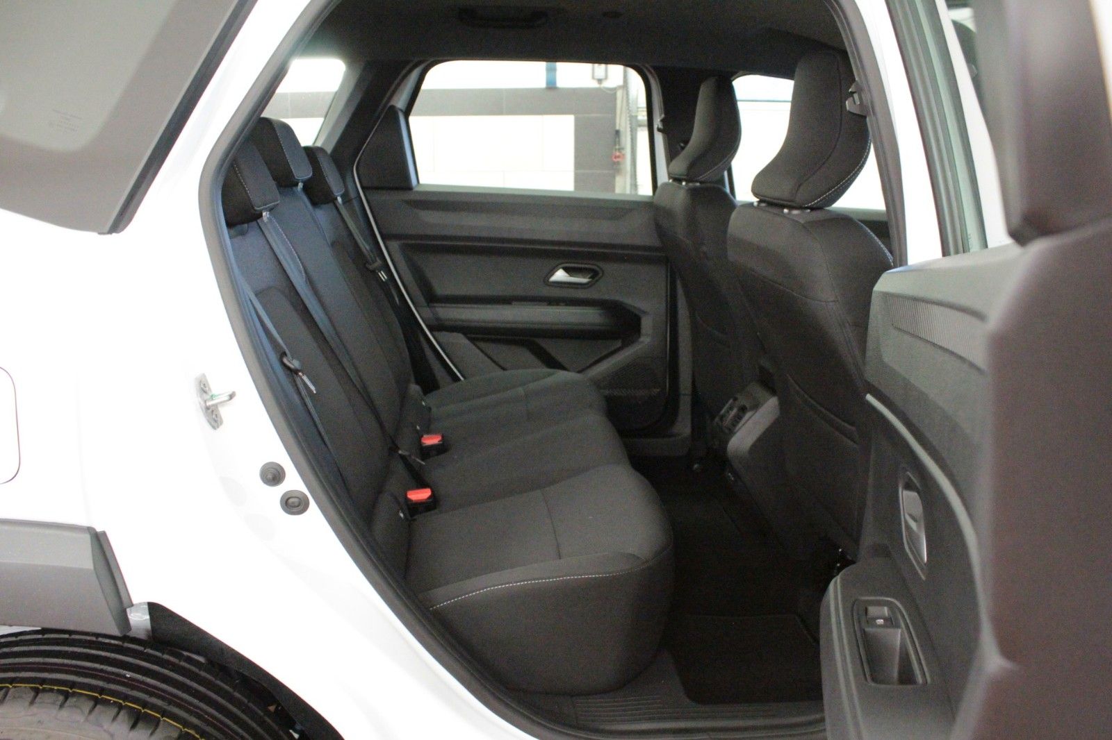 Fahrzeugabbildung Dacia Bigster hybrid 140 Expression   Winterpak.*City