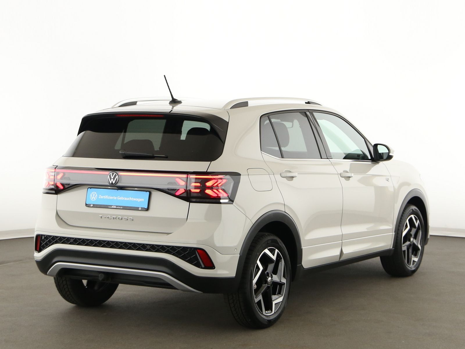 Volkswagen T-Cross - Bild 8