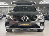 Mercedes-Benz GLC 250 4Matic Coupe AMG/AHK/SHZ/CAM/SCHIEBEDACH - Mercedes-Benz GLC 250: Coupe