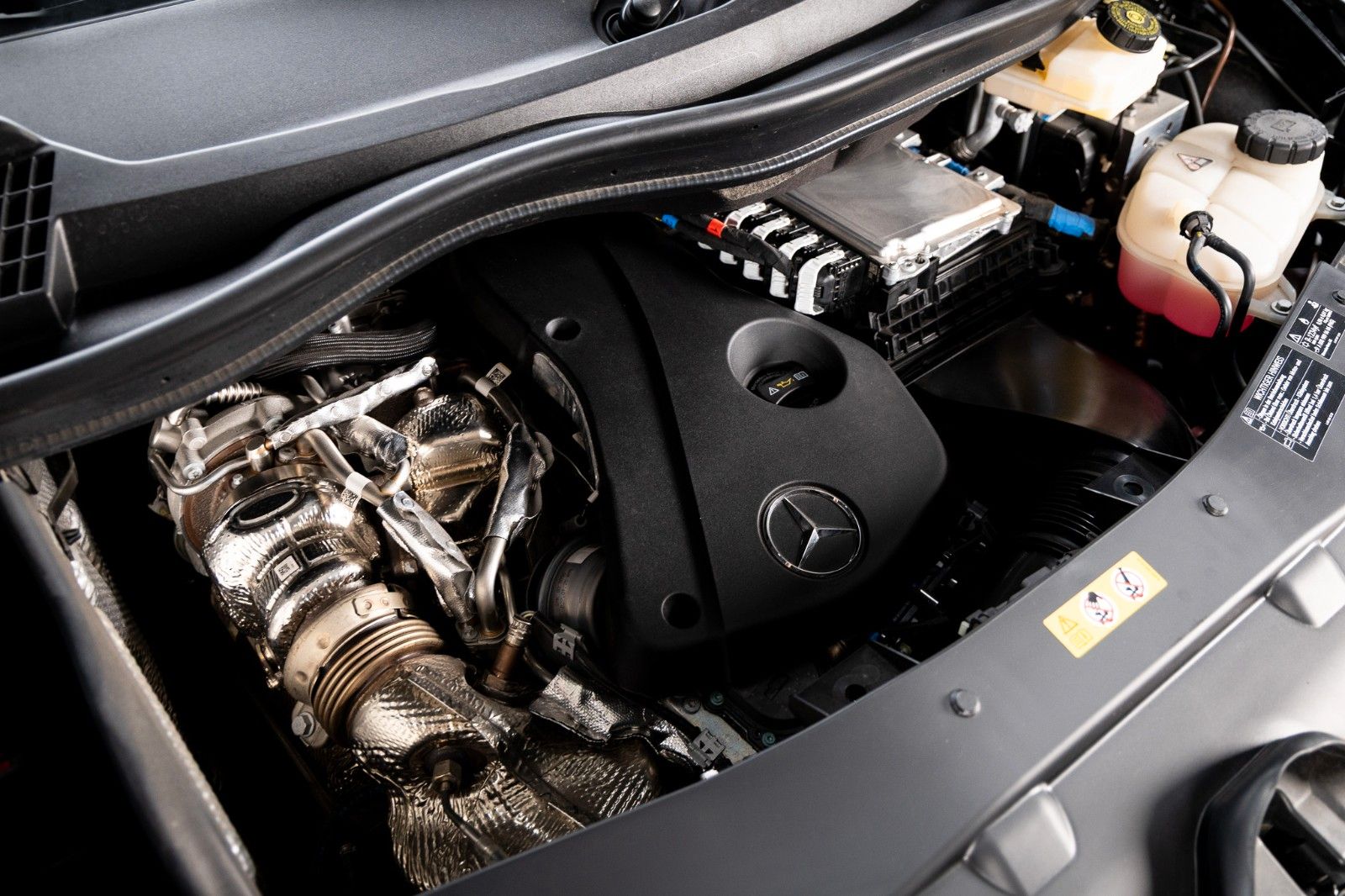 Fahrzeugabbildung Mercedes-Benz V 300 d 4MATIC EXCLUSIVE lang + AIRMATIC + Bur