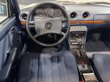 Mercedes-Benz W123 230E Limousine *Automatik*Schiebedach* - Mercedes-Benz 230: W123 230e