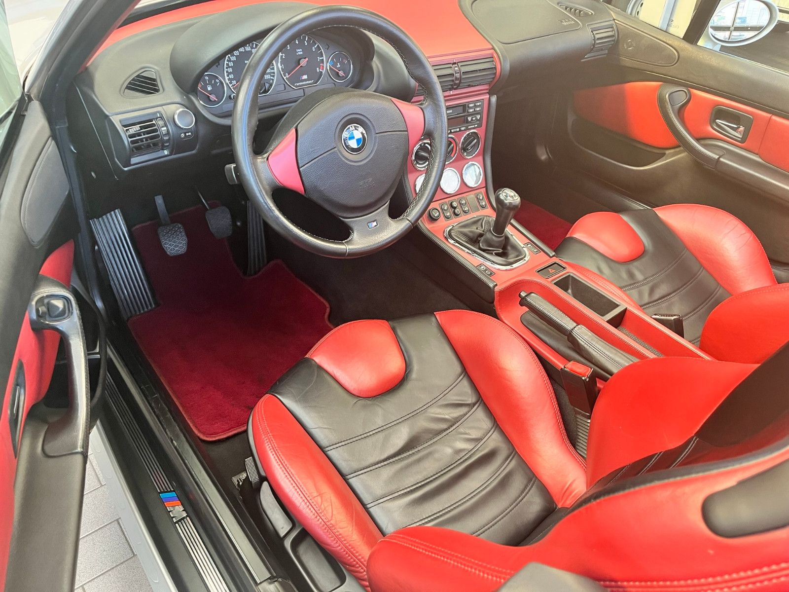Fahrzeugabbildung BMW Z3 M Sportwagen Cabrio