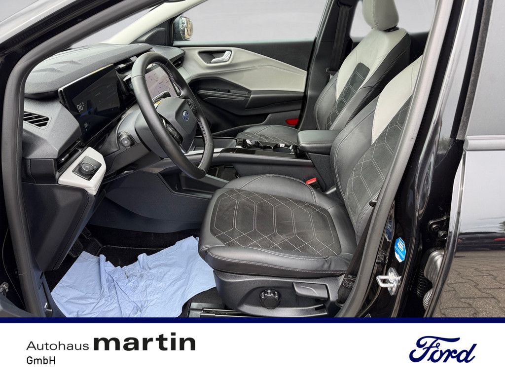 Fahrzeugabbildung Ford Puma 124KW ACC B&O PANO 360° NAVI SHZ PDC W-LAN