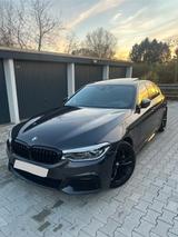 BMW 520d A - M Sport - M-Paket - BMW 520 in Köln