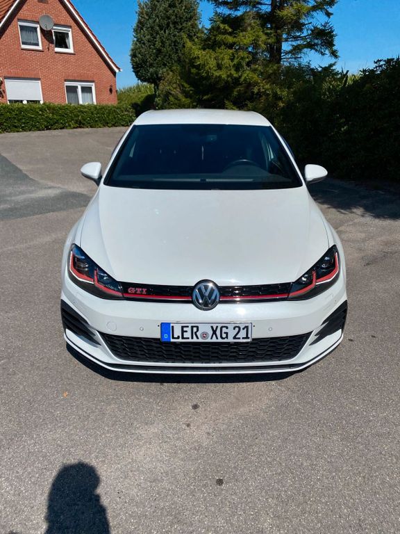 Image of Volkswagen Golf