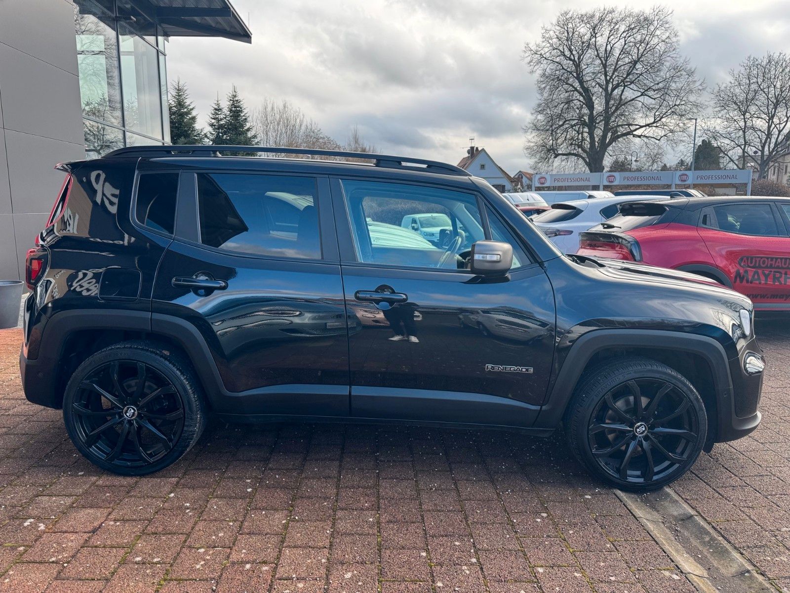 Fahrzeugabbildung Jeep Renegade Lim. 1,0 T-GDI 120PS NAVI SITZHEIZUNG