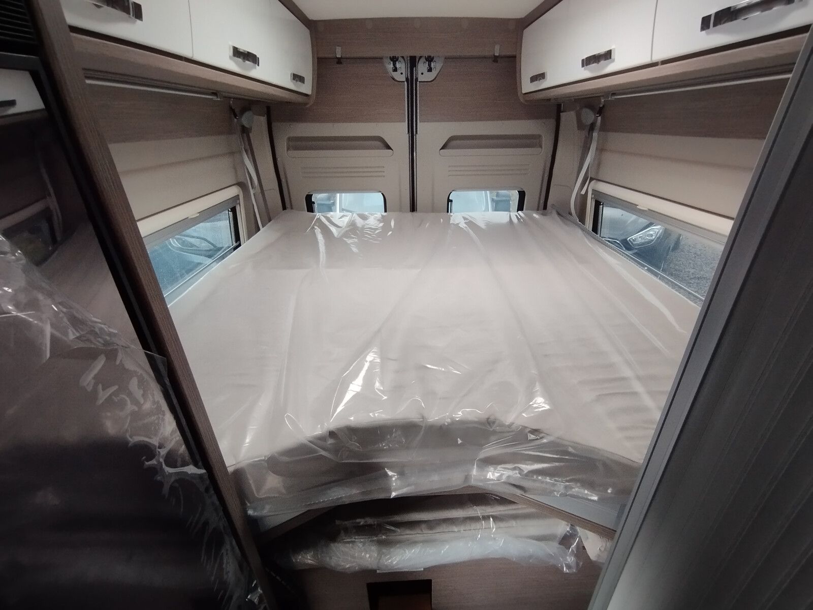 Fahrzeugabbildung Pössl Roadcruiser Revolution Citroen 165 PS Markise,RK