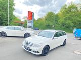 Mercedes-Benz C 200 CDI T BlueEFFICIENCY 7G-TRONIC KLIMA SHZ - Mercedes-Benz C 200 aus 2012 mit Diesel-Antrieb: Kombi
