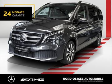 Mercedes V 220 - 1