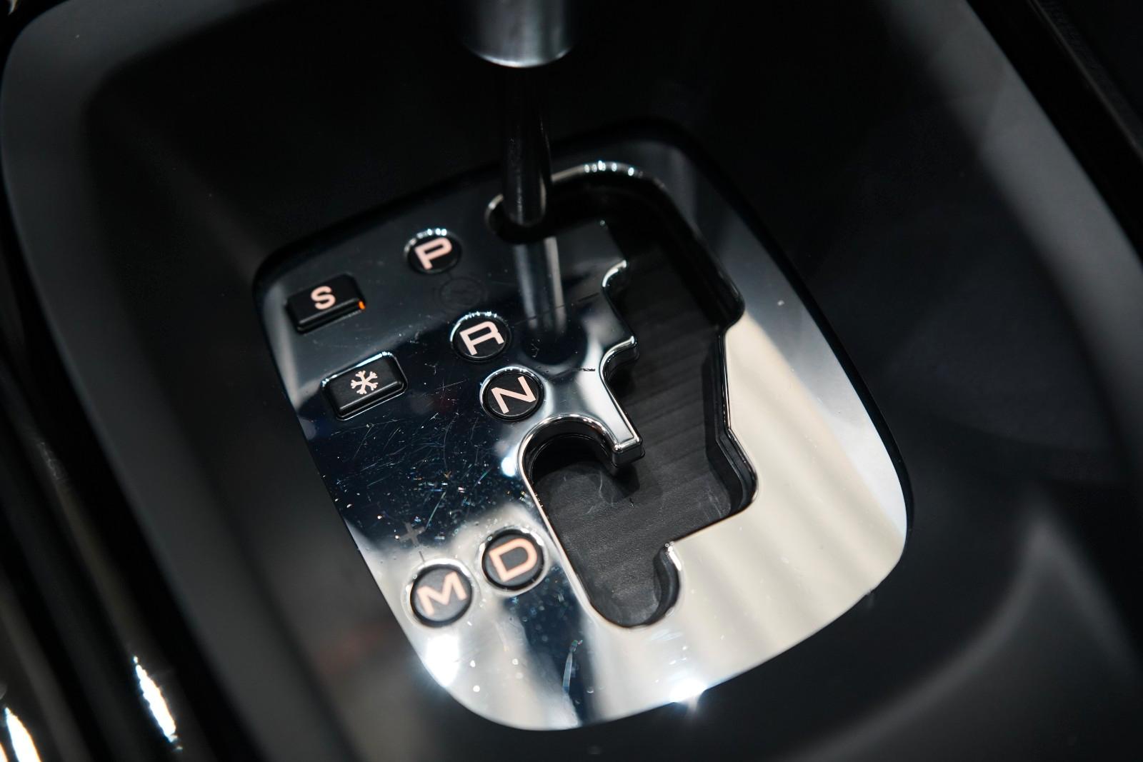 Peugeot 2008 Allure GT-LINE*Pano*Navi*Kam*18 Z.*Automat.