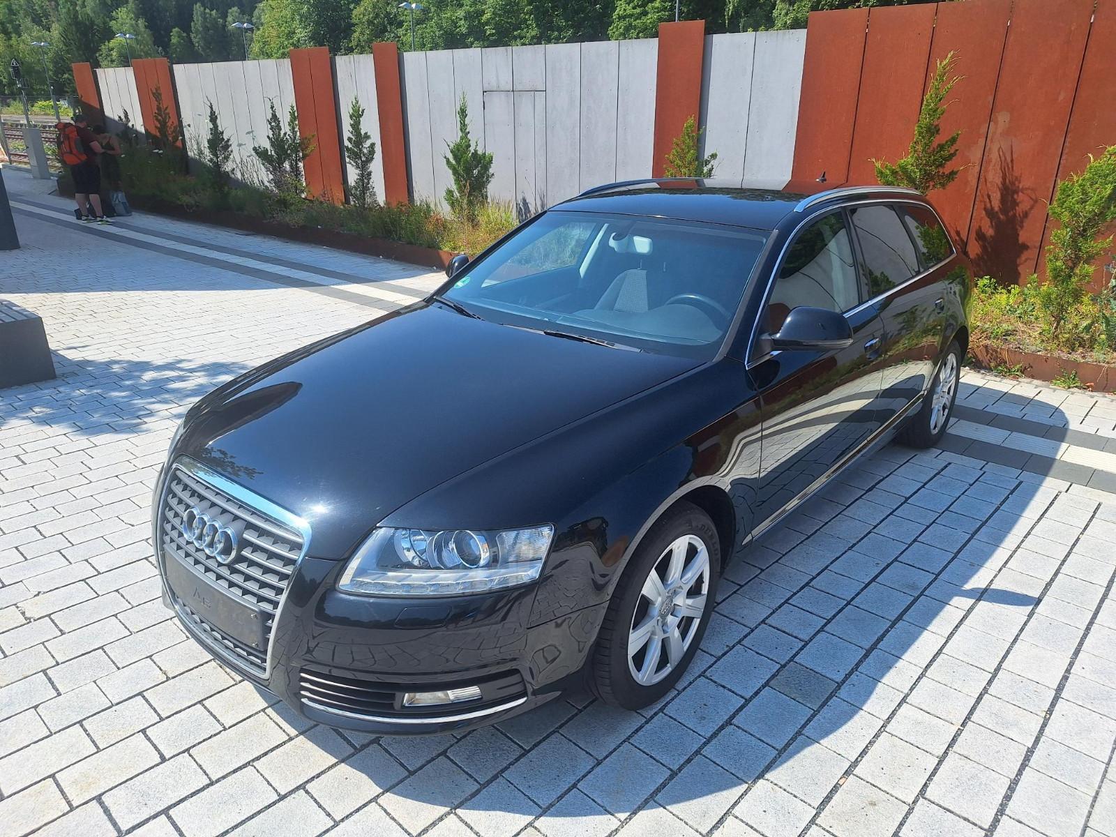 Audi A6 2011 — interior