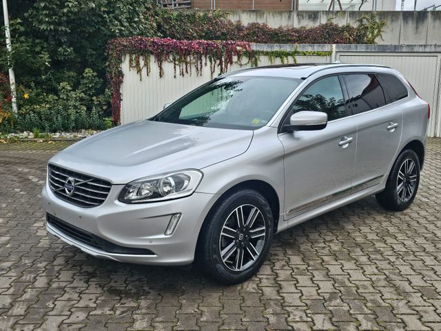 Volvo XC 60 Summum 2WD Navi.Leder.Panorama Automatik