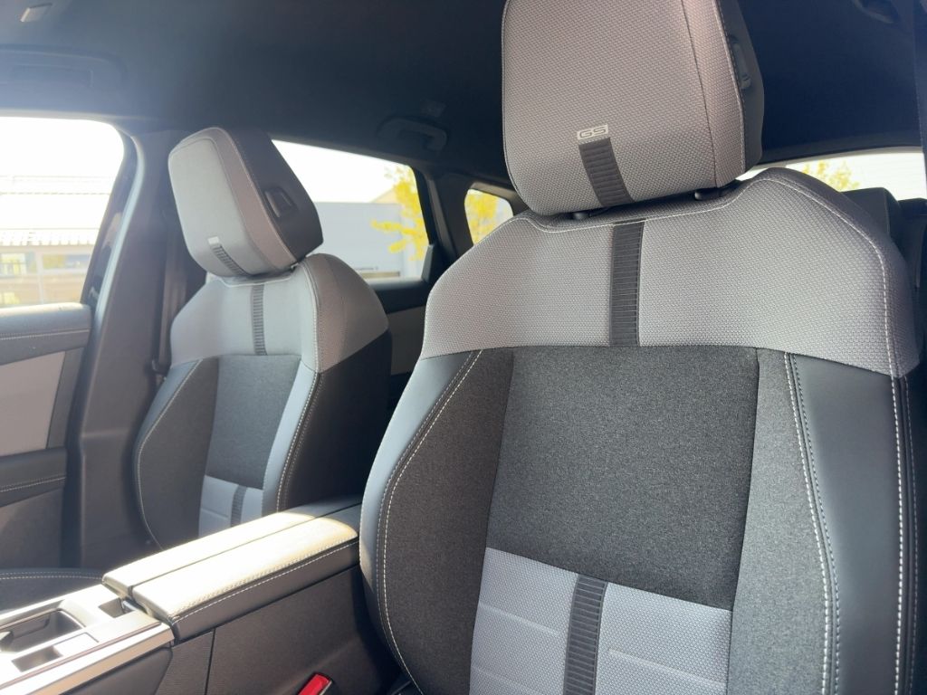 Fahrzeugabbildung Opel Grandland Ultimate, Allwetter, Navi, 360 Grad Ka