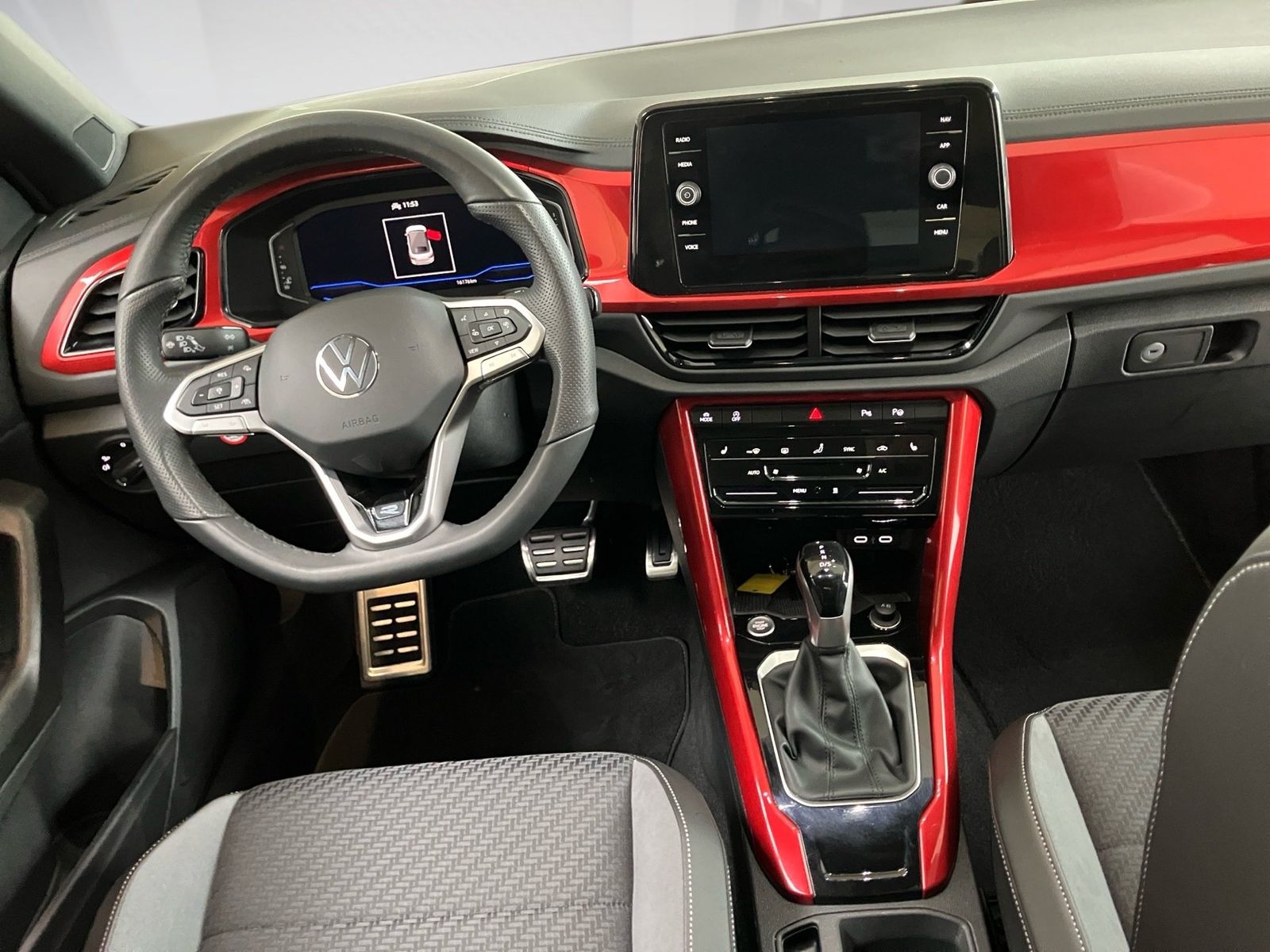 Volkswagen T-Roc - Bild 11