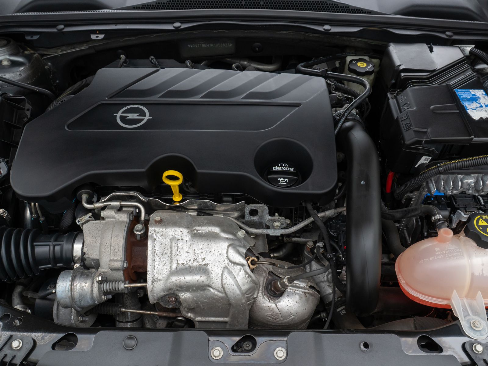 Fahrzeugabbildung Opel Insignia Innovation 4x4 Kamera FahrAssist Navi 1