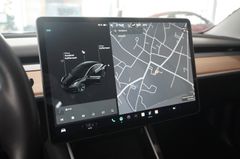 Fahrzeugabbildung Tesla Model 3 Standard Range Plus NAVI/KAMERA/SH/PANO