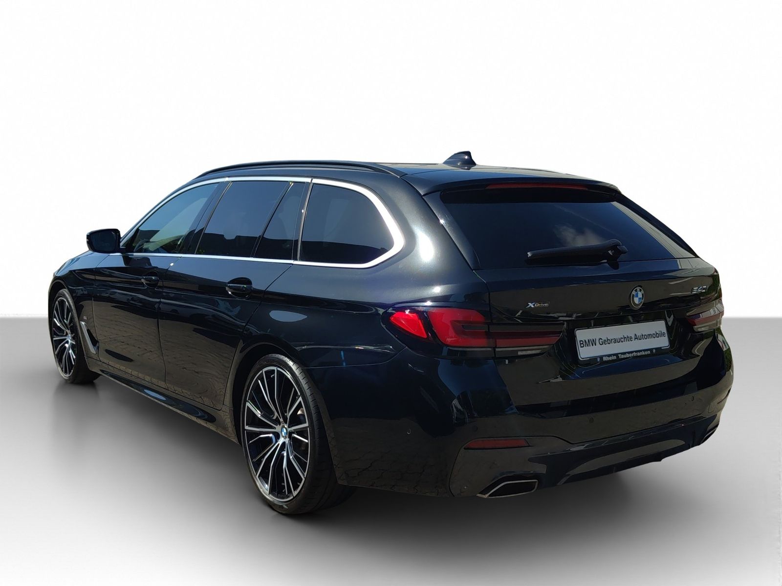 BMW 540i xDrive SAG M Sport HDU LED CAM ACC 4xAC foto 4