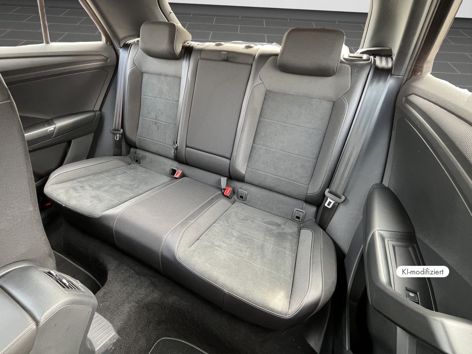 Volkswagen T-Roc - Bild 15