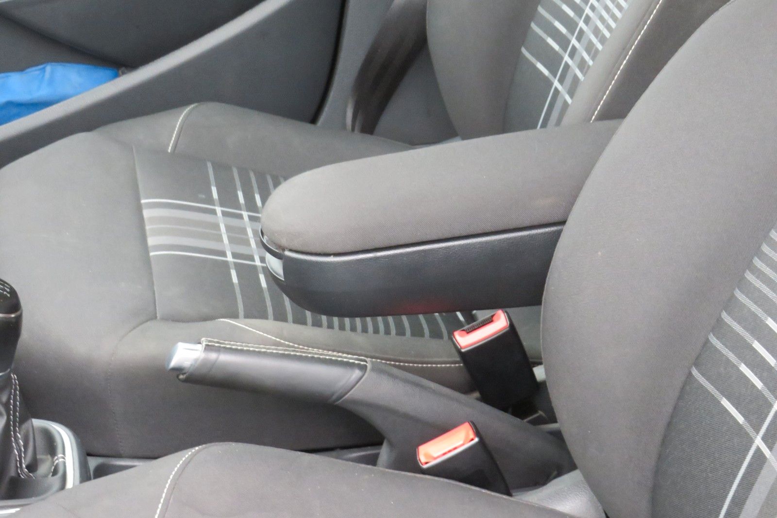 Fahrzeugabbildung Volkswagen Polo V Lounge 4T PDC GJ AHK CLIMATRONIC