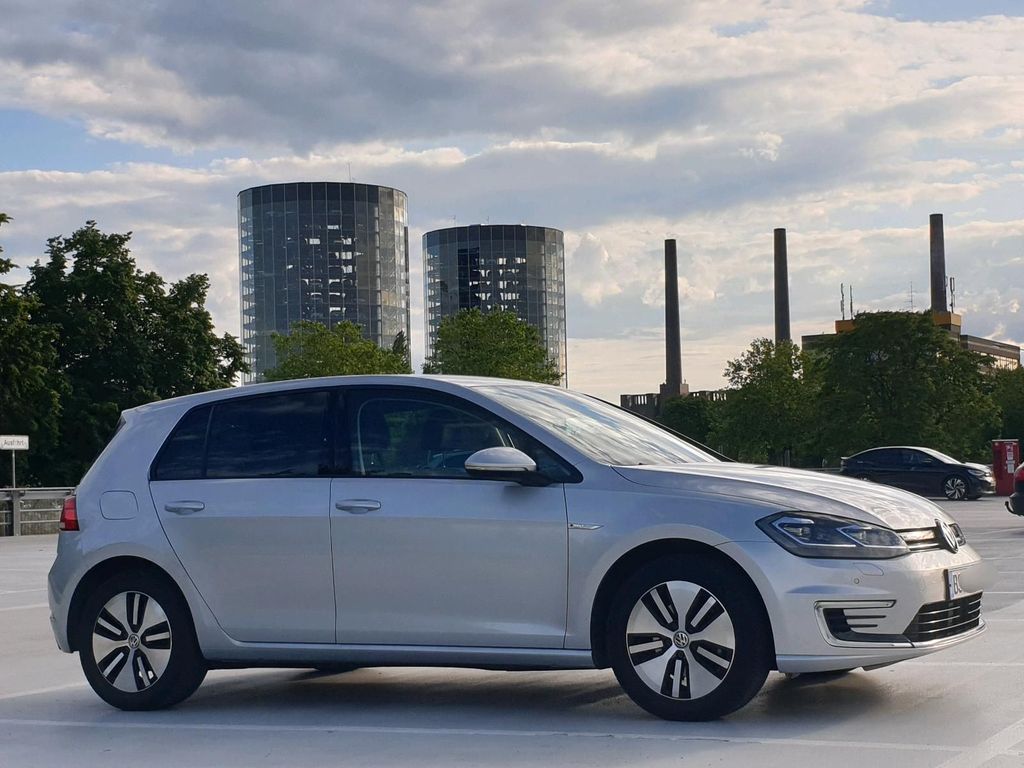Image of Volkswagen Golf