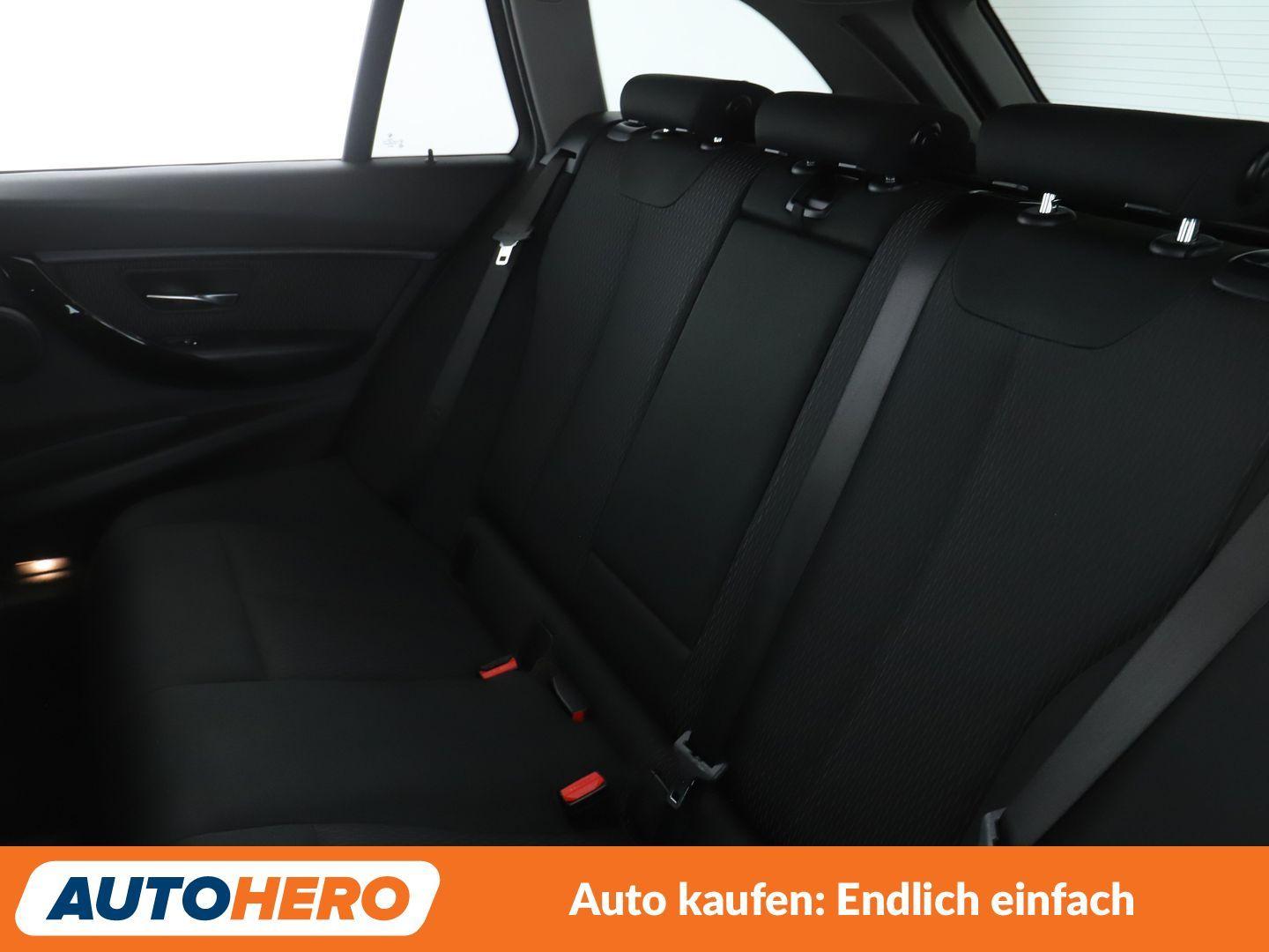 BMW 320d Advantage Aut.*NAVI*LED*TEMPO*PDC*SHZ*