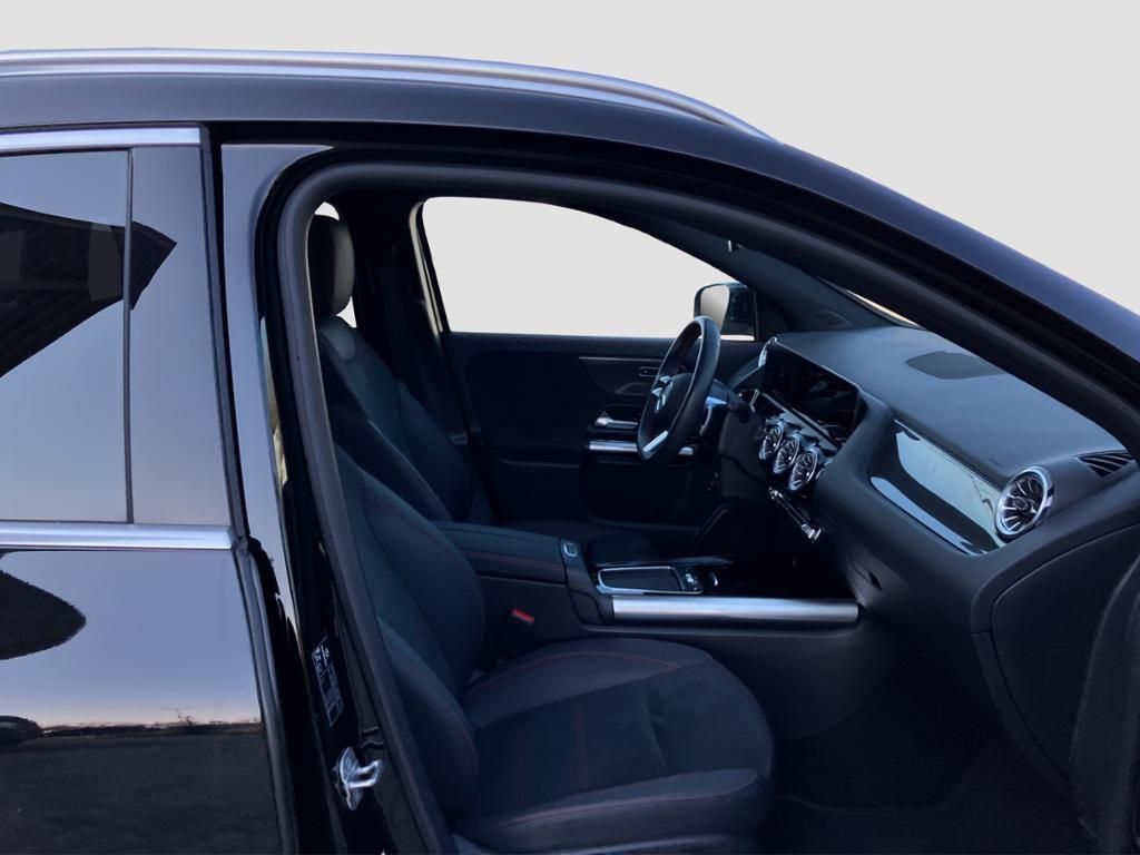 Fahrzeugabbildung Mercedes-Benz GLA 200 AMG*AHZV*M-BEAM*K-GO*KAMERA*DAB*EDW*