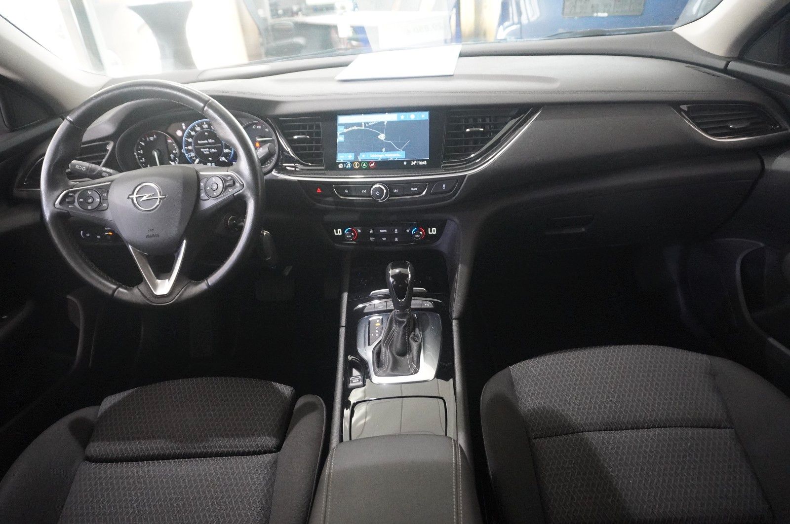 Fahrzeugabbildung Opel Insignia B GS 2.0D BUSINESS NAVI/LED/VIRT./DAB+