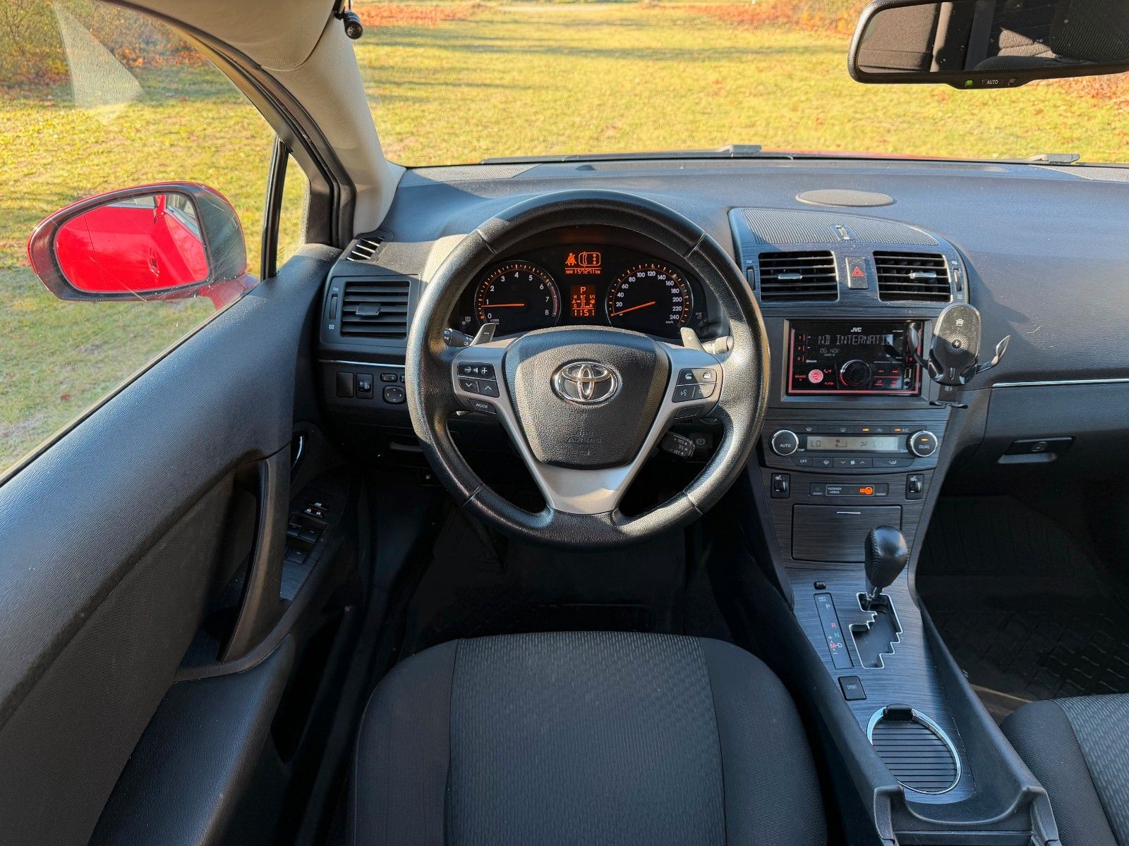 Fahrzeugabbildung Toyota Avensis 2.0 Executive AT *Allwetter*Stzhzg*PDC*