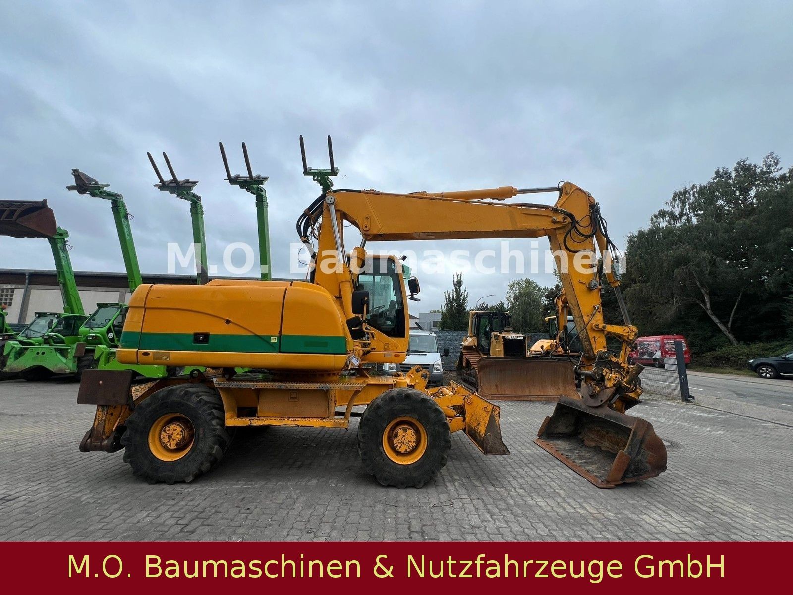 Fahrzeugabbildung CAT CATERPILLAR M 316 D