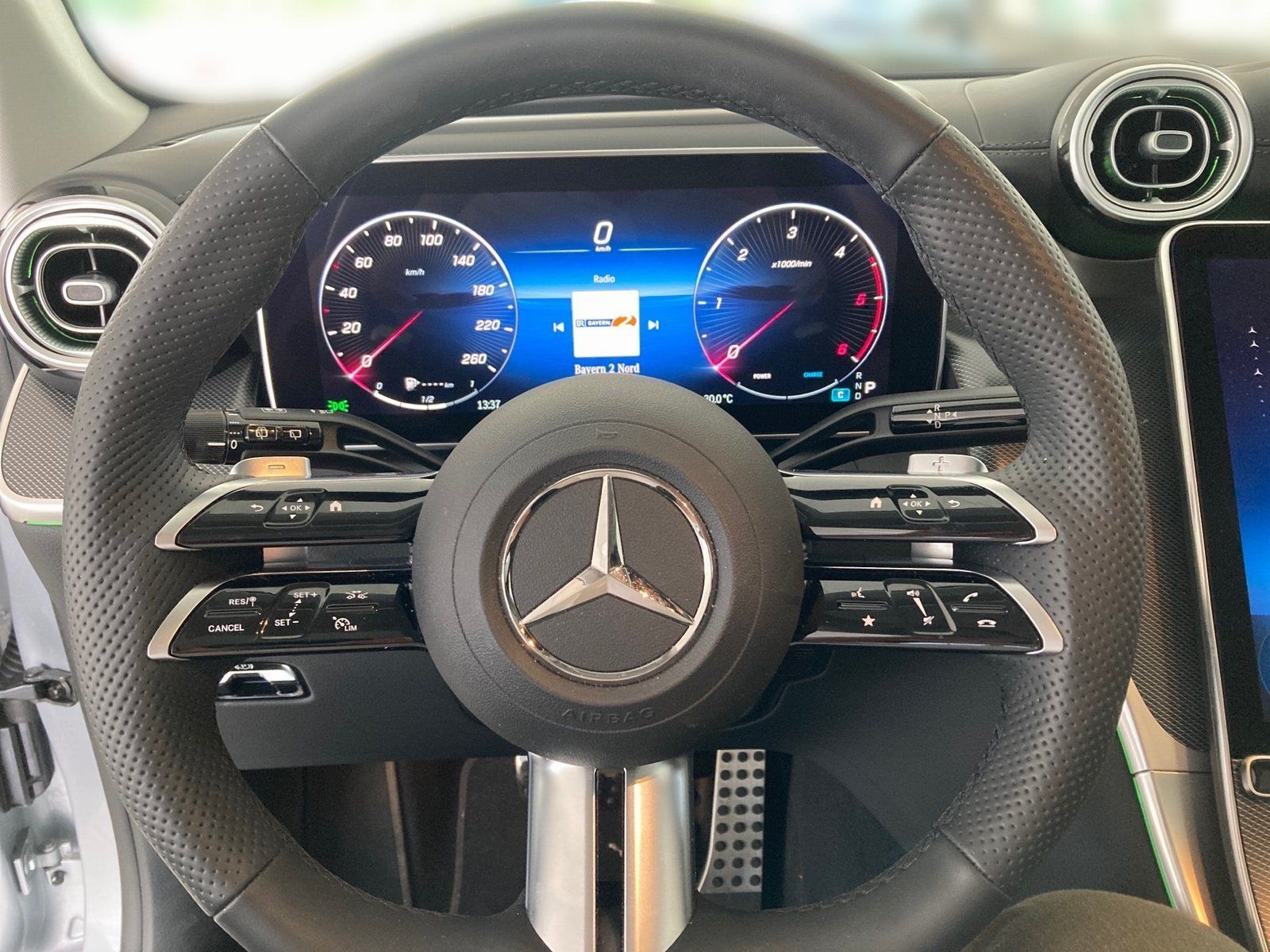 Fahrzeugabbildung Mercedes-Benz GLC 220 d 4M AMG*Distro*Totwinkel*360°*Panorama*