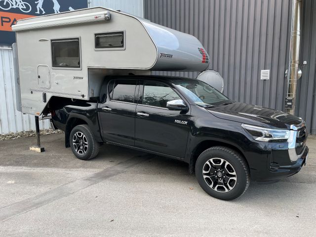 Tischer Box 240 auf Toyota Executive NP 115 T€