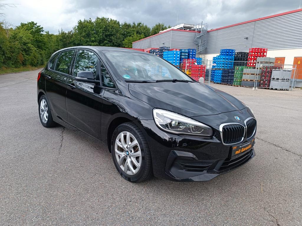 BMW 225