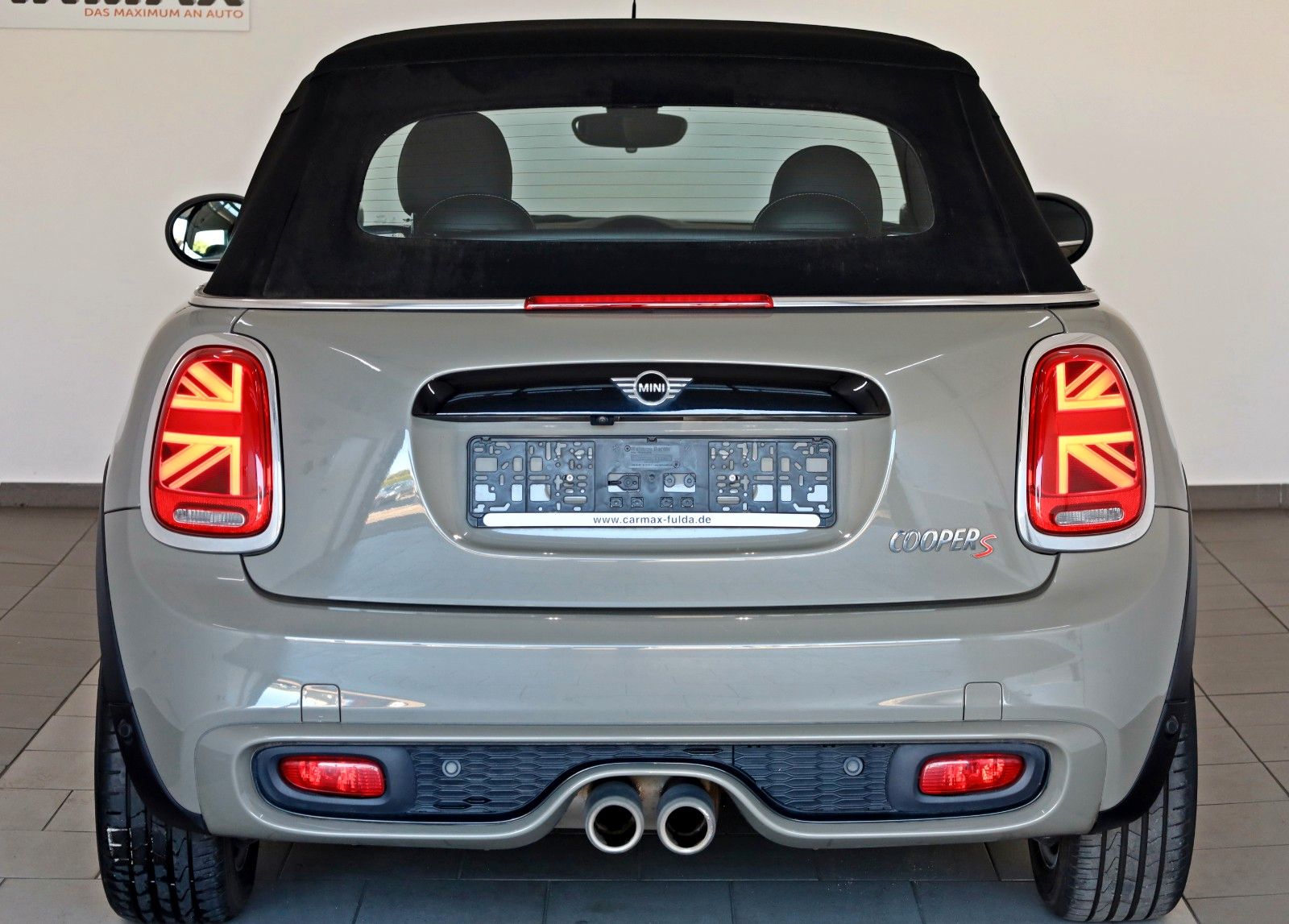 Fahrzeugabbildung MINI Cooper S Cabrio Leder,Navi,LED,Harman/K,Kamera