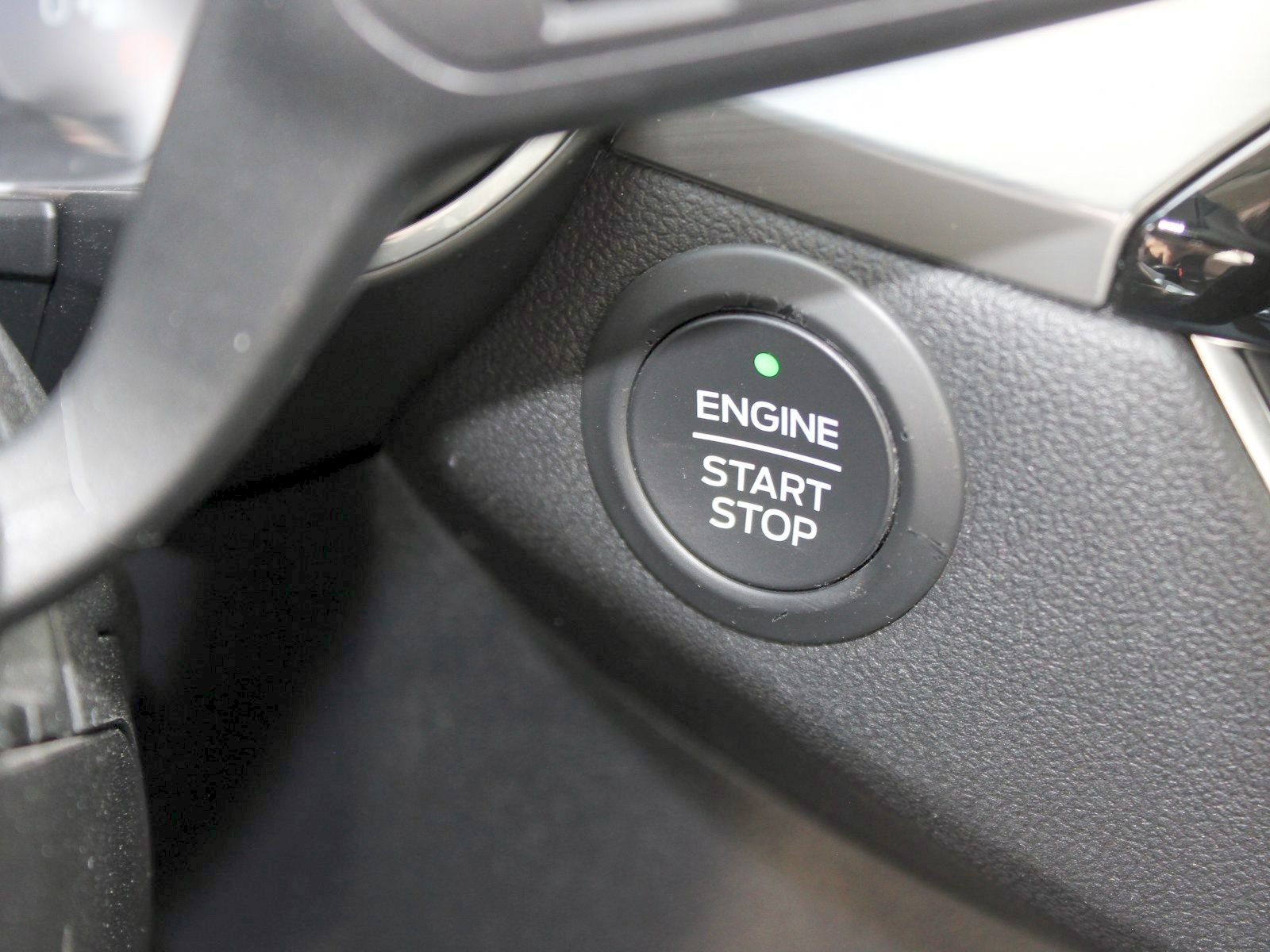 Fahrzeugabbildung Ford Kuga Plug-In Hybrid Titanium 2,5 Duratec