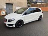 Mercedes-Benz B 200 d AMG Styling Panorama Automatik Kamera - Mercedes-Benz B 200 Gebrauchtwagen in Solingen