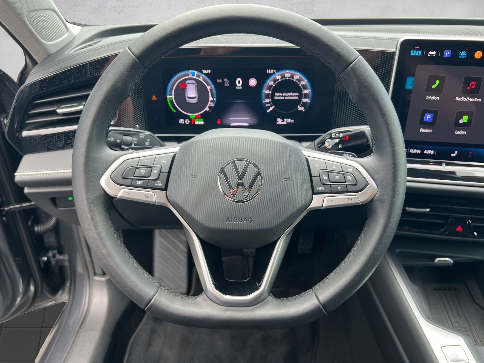 Passat Variant Business 1.5 TSI eHybrid DSG AHK