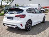 Ford Focus 2.3 ST PLUS SHZ NAVI ACC HUD B&O LED PANO - Ford Focus: Beheizbare Frontscheibe, Limousine