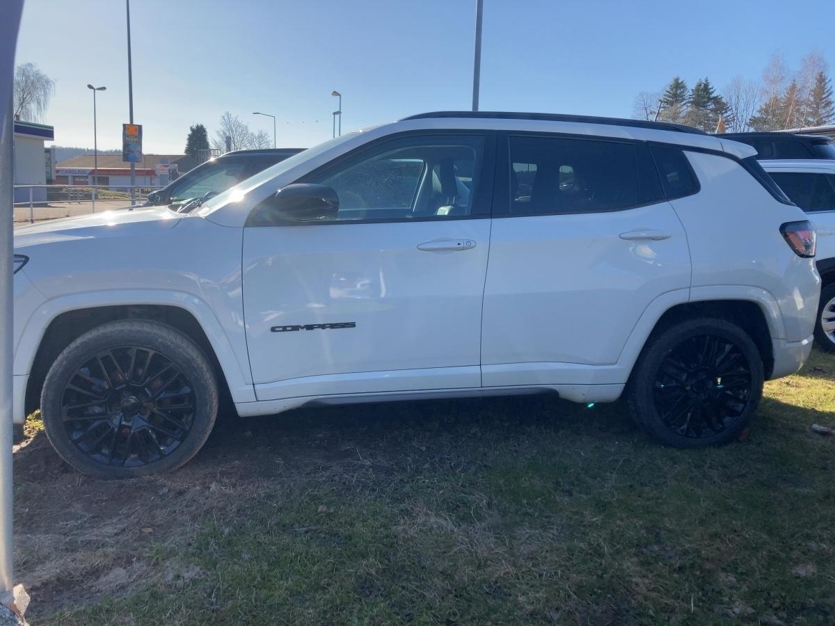 Jeep Compass 1.5 MultiAir Mild Hybrid RED
