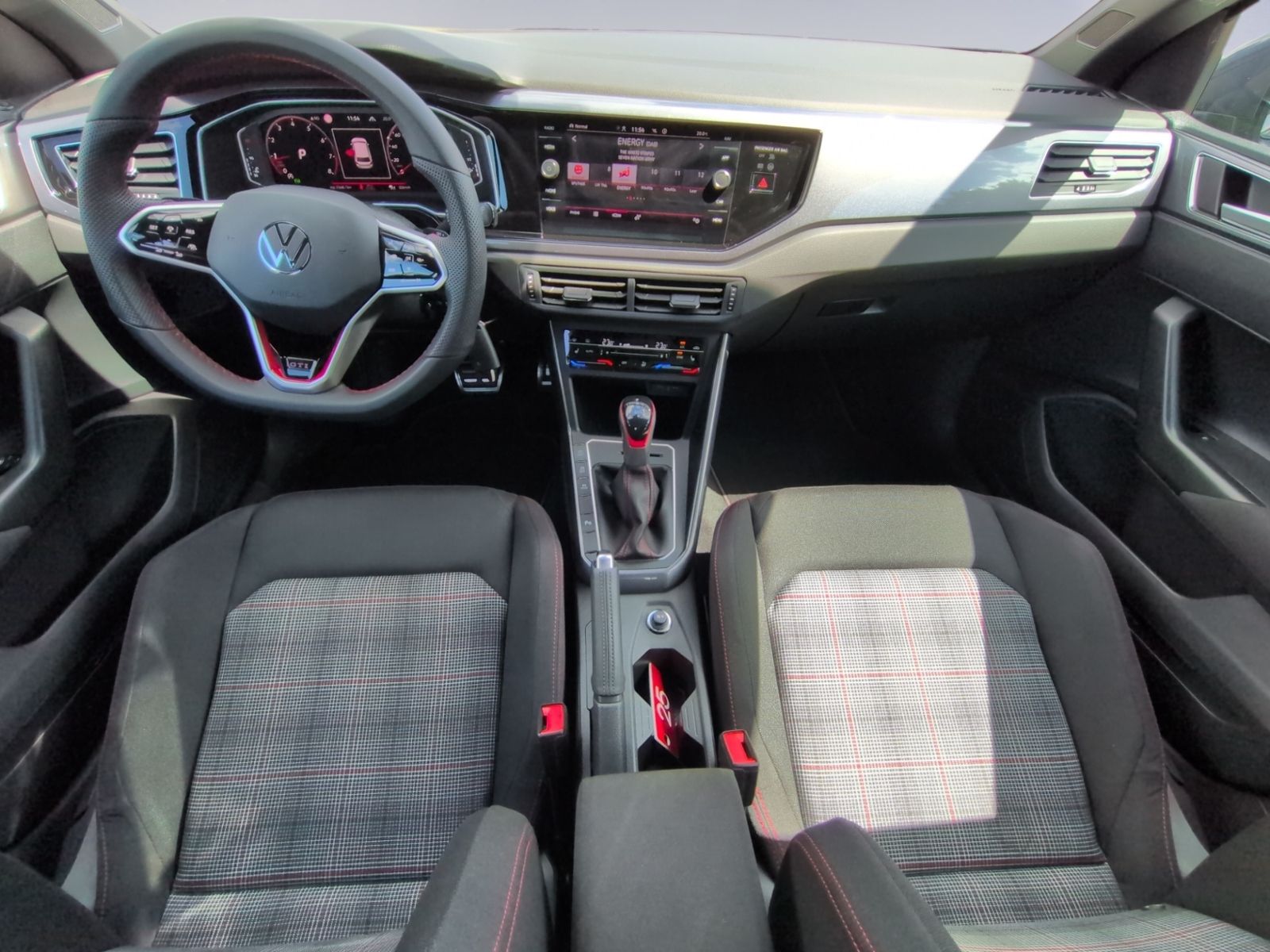 Polo GTI DSG KAMERA+NAVI+APP+ACC