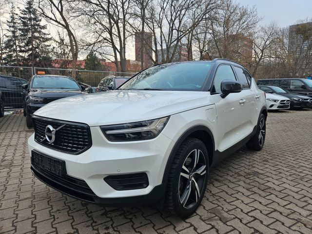 Volvo XC40 R Design Plug-In Hybrid  KAMERA,LED,,,,