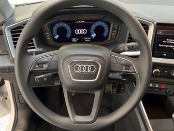 Bild 11 Audi A1 Sportback 25 TFSI +ALU+SITZHEIZUNG+Tempomat