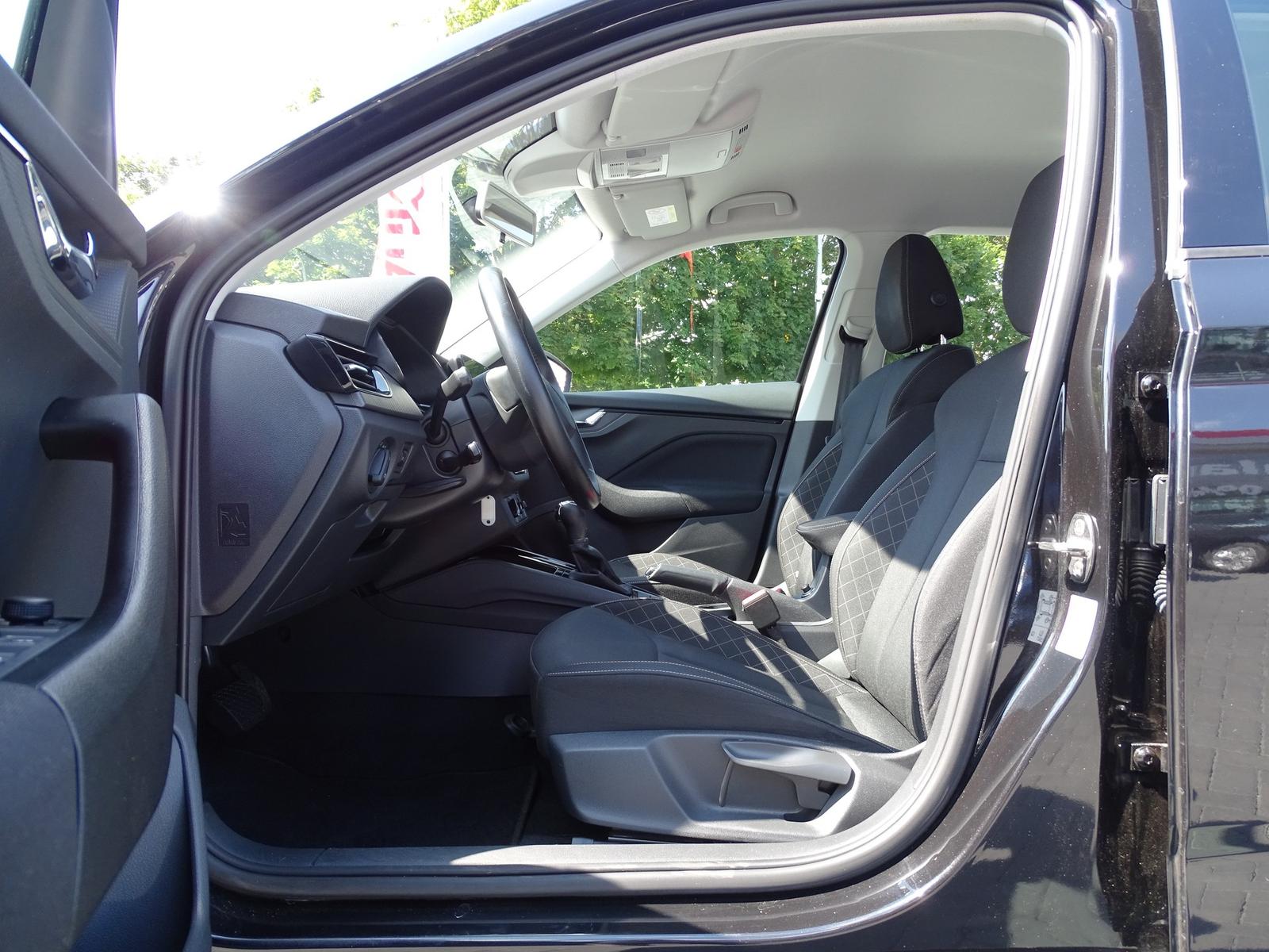 Skoda Kamiq 1.5 TSI Ambition DSG LED Klima ACC Kamera